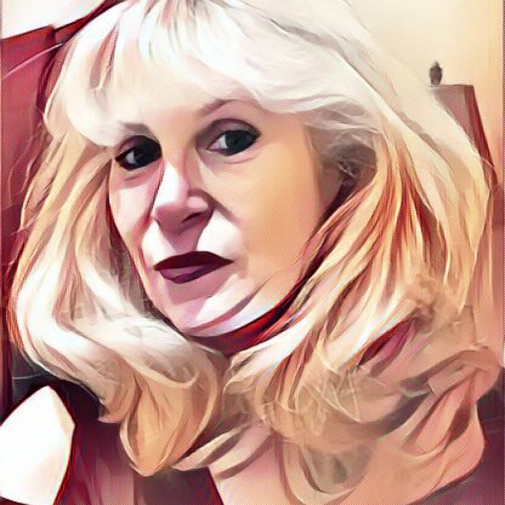Meet your Posher, Suzanne